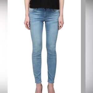 Allee Skinny Jeans. Size 26.